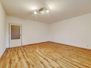 Prodej bytu 3+1, Cheb, Na Hradčanech, 103 m2