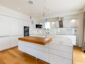 Prodej vily, Split, Chorvatsko, 1100 m2