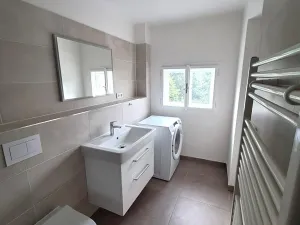 Pronájem bytu 2+kk, Praha - Čimice, Ke hřišti, 40 m2