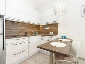 Pronájem bytu 1+kk, Praha - Vysočany, Strnadových, 33 m2