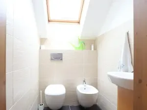 Pronájem rodinného domu, Praha - Dubeč, Kolocova, 221 m2