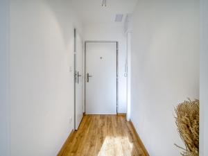 Pronájem bytu 1+1, Děčín - Děčín IX-Bynov, Gagarinova, 34 m2