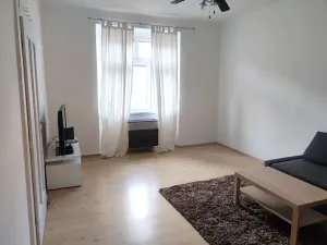 Pronájem bytu 2+1, Praha - Nusle, 5. května, 67 m2