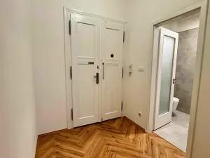 Pronájem bytu 2+kk, Praha - Karlín, Urxova, 50 m2