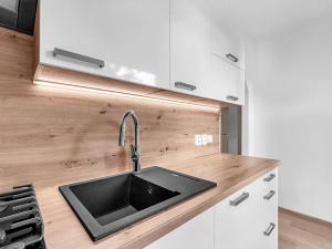 Pronájem bytu 1+1, Trutnov, Fialková, 34 m2