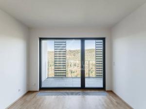 Pronájem bytu 2+kk, Praha - Modřany, Mezi vodami, 54 m2