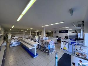 Pronájem obchodního prostoru, Uničov, Šumperská, 450 m2