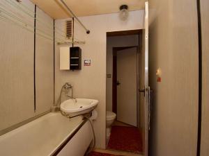 Prodej bytu 2+1, Chvaletice, Generála Svobody, 62 m2