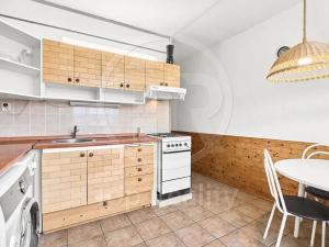 Prodej bytu 3+1, Sokolov, Jiřího z Poděbrad, 74 m2