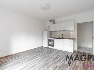 Prodej bytu 2+kk, Praha - Uhříněves, Karla Zicha, 37 m2