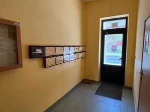 Pronájem bytu 2+1, Olomouc, tř. Spojenců, 38 m2