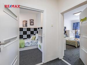 Prodej činžovního domu, České Velenice, Komenského, 247 m2