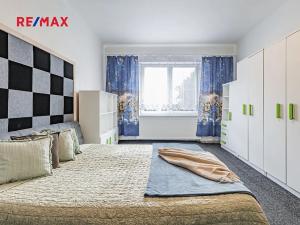 Prodej vícegeneračního domu, České Velenice, Komenského, 247 m2