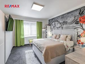 Prodej rodinného domu, České Velenice, Komenského, 247 m2