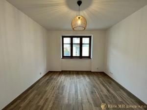 Pronájem bytu 3+1, Mladá Boleslav, S. K. Neumanna, 100 m2