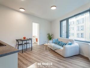 Pronájem bytu 2+kk, Praha - Košíře, Starokošířská, 43 m2