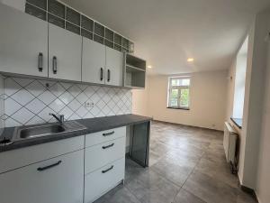 Pronájem bytu 1+kk, Příbram, Husova, 27 m2