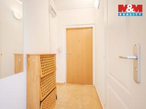 Prodej bytu 1+kk, Nová Role, Nádražní, 24 m2