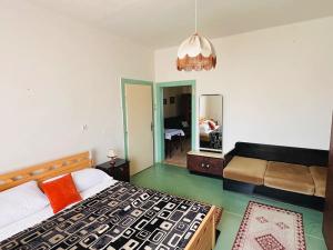 Prodej rodinného domu, Kamenné Žehrovice, Revoluční, 280 m2