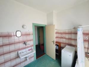 Prodej rodinného domu, Kamenné Žehrovice, Revoluční, 280 m2