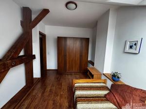 Pronájem bytu 3+1, Praha - Nové Město, Štěpánská, 89 m2