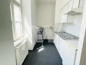 Pronájem kanceláře, Praha - Nové Město, Lazarská, 142 m2