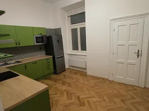 Pronájem bytu 2+1, Praha - Nové Město, Lípová, 63 m2