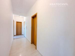 Prodej bytu 2+kk, Vestec, U Strouhy, 66 m2