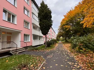 Prodej bytu 3+1, Karlovy Vary, Maďarská, 61 m2