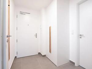 Pronájem bytu 2+kk, Praha - Prosek, Litoměřická, 54 m2