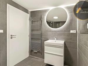 Prodej rodinného domu, Jesenice, Do Potočin, 467 m2