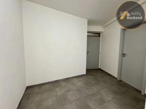 Prodej bytu 1+1, Praha - Libeň, Zenklova, 94 m2