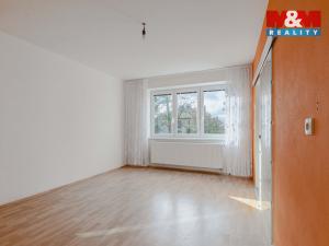 Prodej bytu 3+1, Klatovy - Klatovy IV, Školní, 81 m2