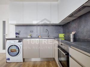 Pronájem bytu 2+kk, Hradec Králové, Průmyslová, 39 m2