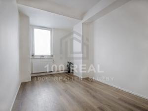 Pronájem bytu 2+kk, Hradec Králové, Průmyslová, 39 m2