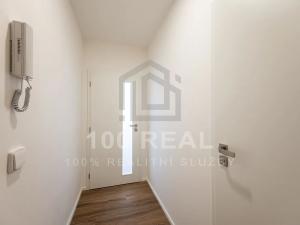 Pronájem bytu 1+kk, Hradec Králové, Průmyslová, 40 m2