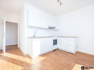 Pronájem bytu 2+1, Hradec Králové - Březhrad, Březhradská, 54 m2