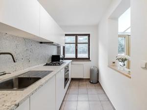 Pronájem bytu 3+kk, Praha - Karlín, Pernerova, 100 m2