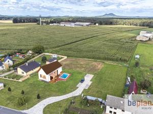 Prodej pozemku pro bydlení, Plužná, 1067 m2