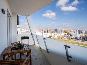 Pronájem bytu 2+kk, Brno - Komárov, Komárovská, 61 m2