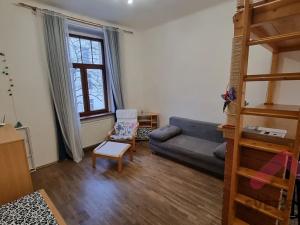 Pronájem bytu 1+kk, Praha - Žižkov, Jagellonská, 34 m2