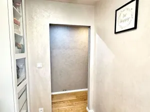 Prodej bytu 2+1, Kladno, Vašíčkova, 59 m2