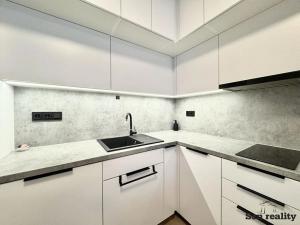 Pronájem bytu 2+kk, Kolín, Zengrova, 37 m2