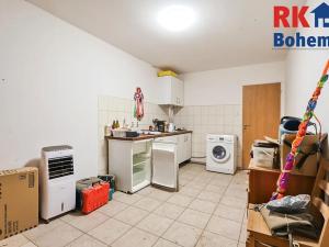 Prodej výrobních prostor, Břežany II, 128 m2