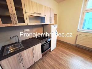 Pronájem bytu 2+kk, Hradec Králové, Pražská třída, 45 m2