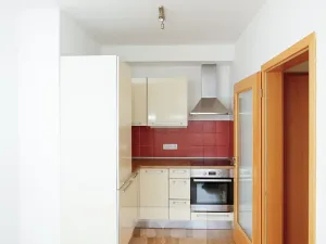 Pronájem bytu 2+kk, Praha - Vysočany, Pod Harfou, 48 m2