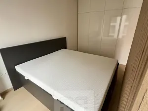 Prodej bytu 1+kk, Praha - Holešovice, V háji, 43 m2