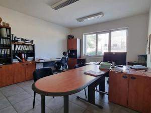 Prodej výrobních prostor, Kolín, K Dílnám, 1529 m2