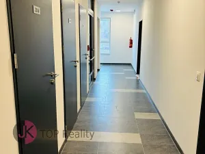 Pronájem bytu 1+kk, Praha - Hloubětín, Kolbenova, 28 m2