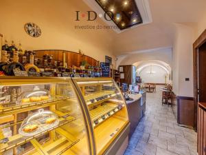 Prodej činžovního domu, Frýdek-Místek, Zámecké nám., 450 m2